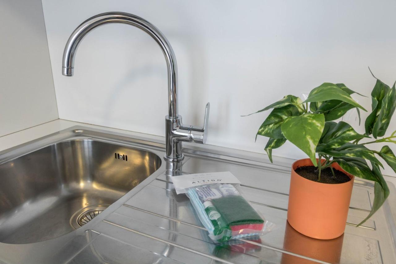 شقة Joivy Superb Flat For 4 With Balcony Near Milano Centrale المظهر الخارجي الصورة